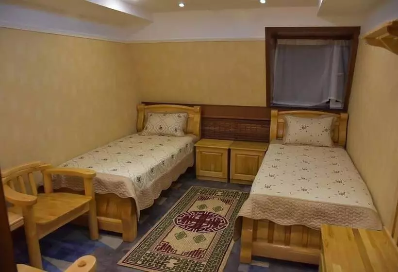 پانسیون Sunpath Mongolia Guest House