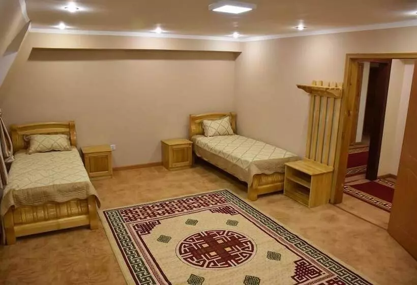 پانسیون Sunpath Mongolia Guest House