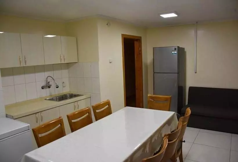 پانسیون Sunpath Mongolia Guest House