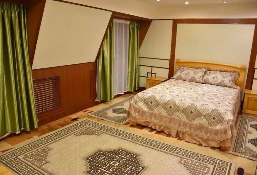 پانسیون Sunpath Mongolia Guest House