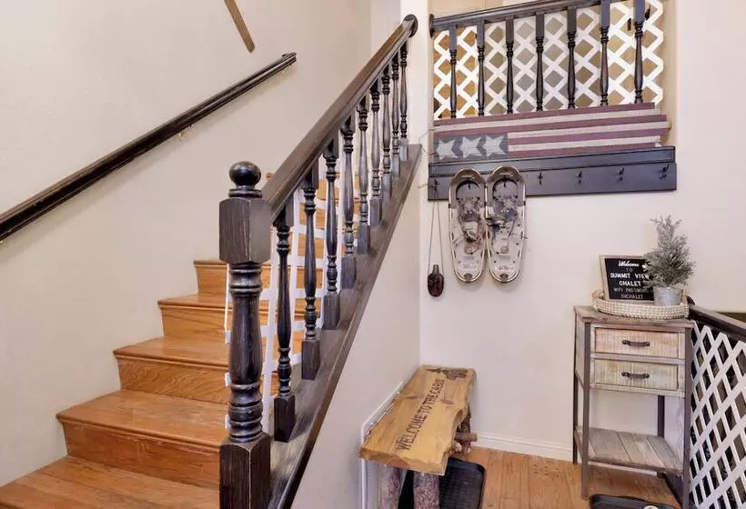 Slope View Chalet #2076