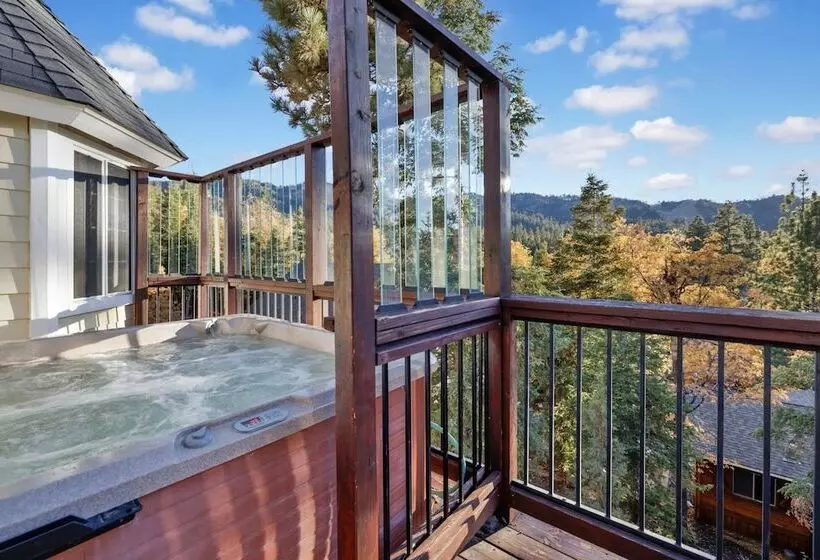 Slope View Chalet #2076