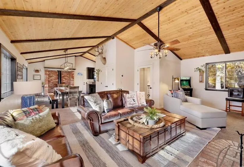 Slope View Chalet #2076