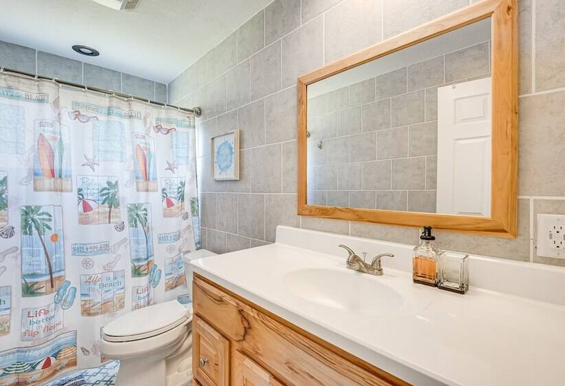 Spacious Bradenton Home W/ Pool ~ 5 Mi To Beaches