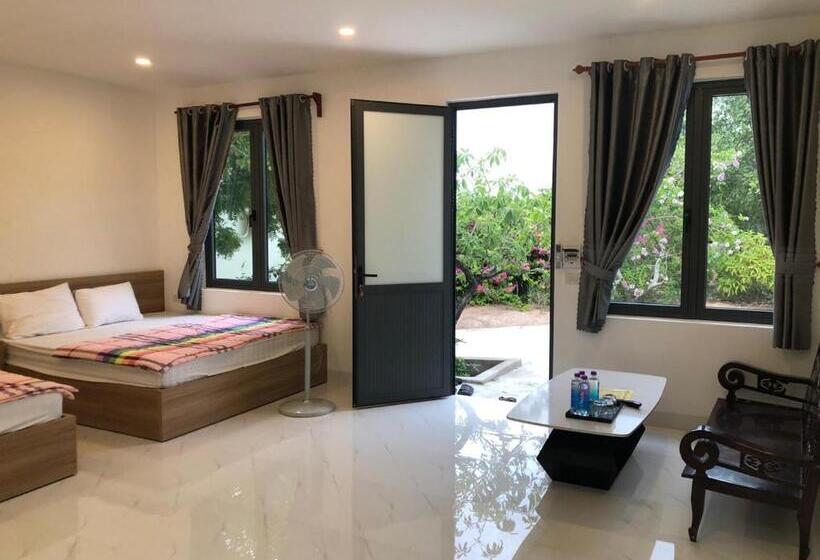 استراحتگاه Gem Island