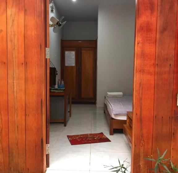 استراحتگاه Gem Island