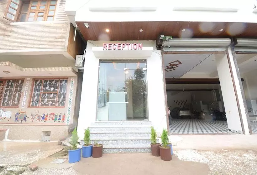 ホテル Sundar Vilas   100 Meters From Shrinathji Temple