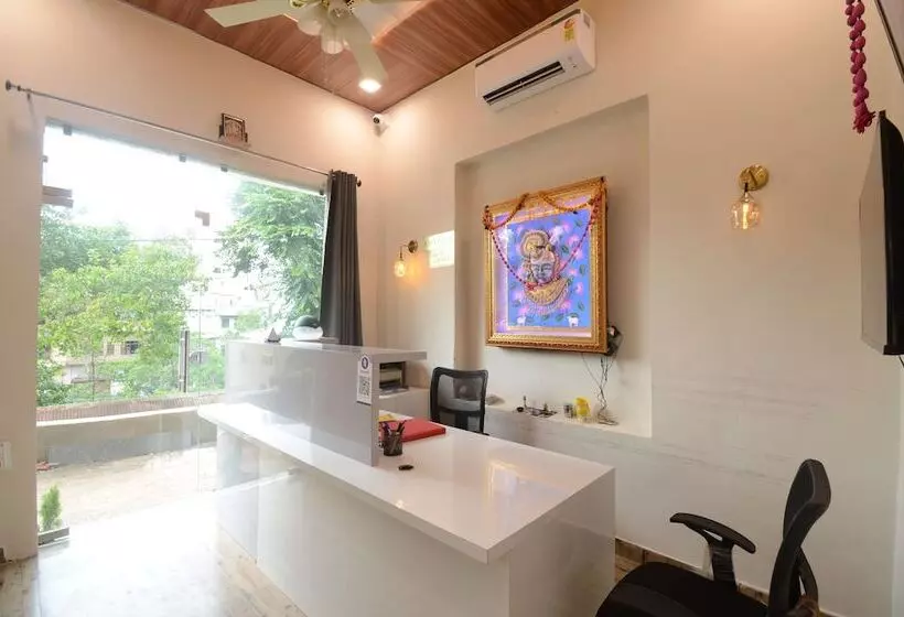 ホテル Sundar Vilas   100 Meters From Shrinathji Temple