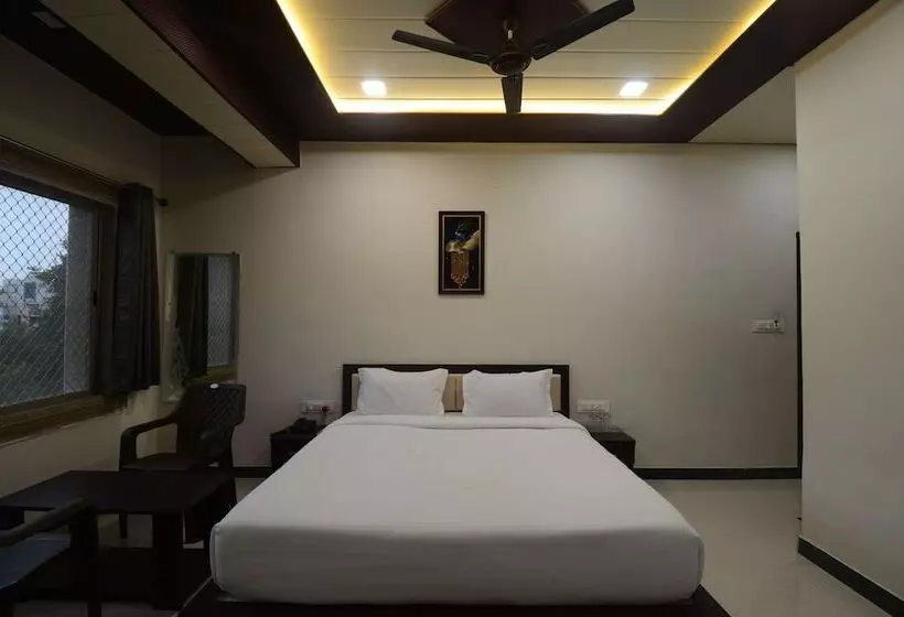 ホテル Sundar Vilas   100 Meters From Shrinathji Temple
