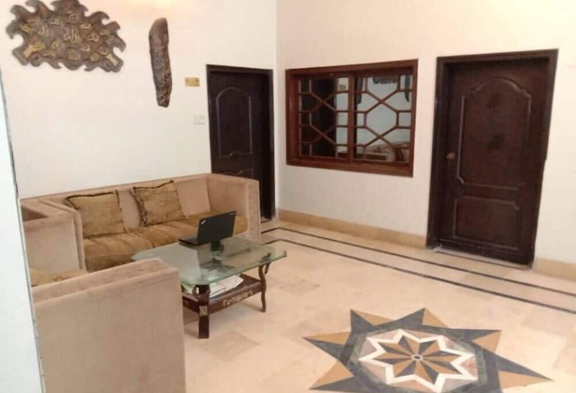 پانسیون The Royal Palace Guest House