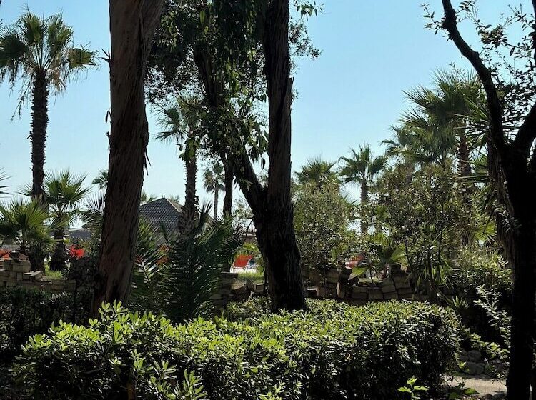 אתר נופש Villaggio Stella Maris