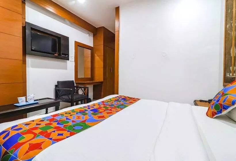 Fabhotel Nand