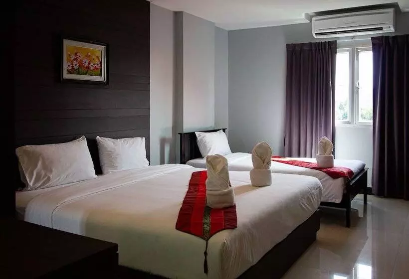 ホテル Valhalla Pattaya