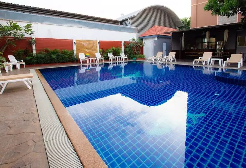 ホテル Valhalla Pattaya