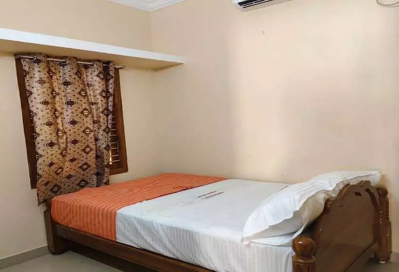 Hotelli Arumugam Residency Ac