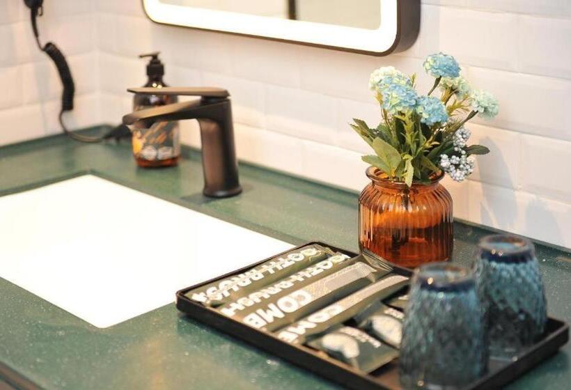 City Comfort Premier Hotel Qinzhou Lingshan Traditional Chinese Medicine Hospital Gymnasium