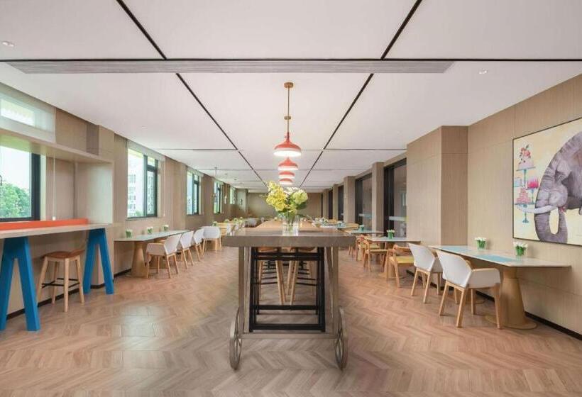 Hotel Home2 Suites By Hilton Xishuangbanna