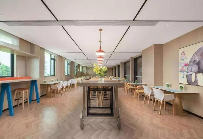 ホテル Home2 Suites By Hilton Xishuangbanna