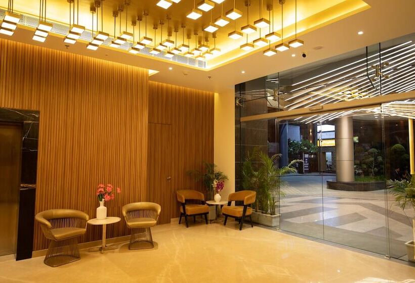 호텔 Hometel Alambagh Lucknow A Sarovar