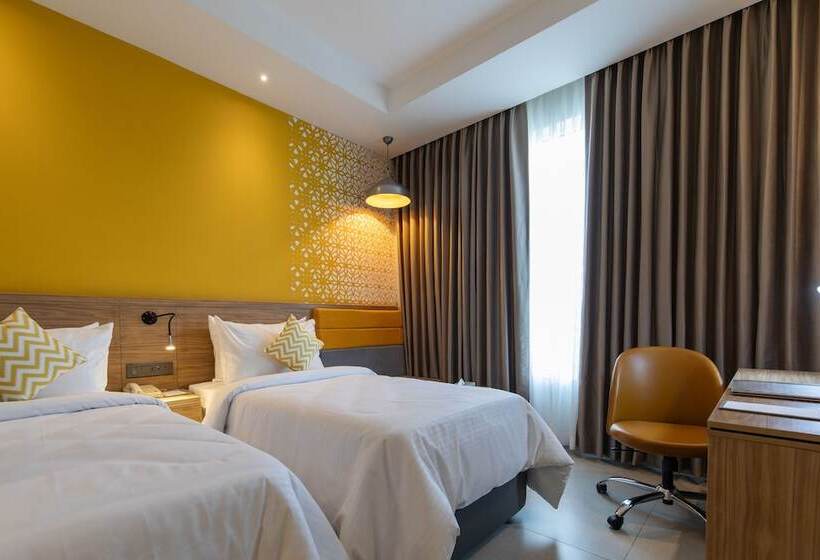 호텔 Hometel Alambagh Lucknow A Sarovar