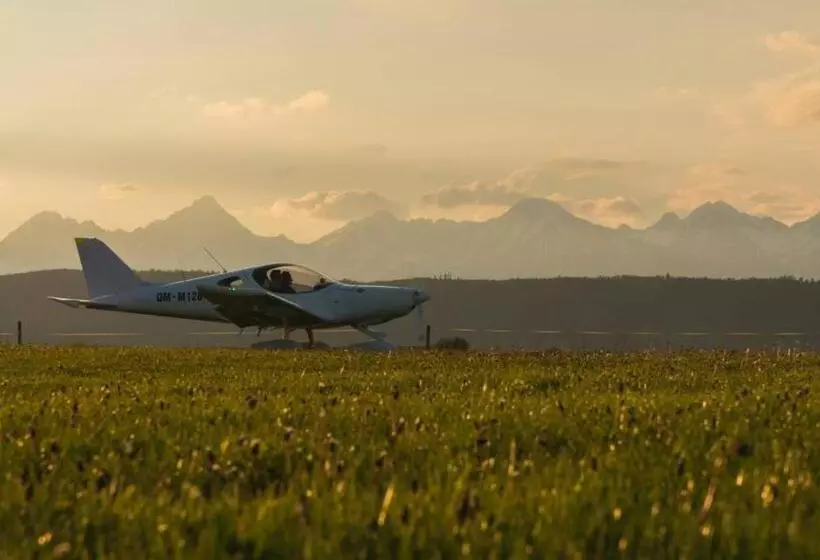 Majatalo Penzión Malý Majer Podlesok
