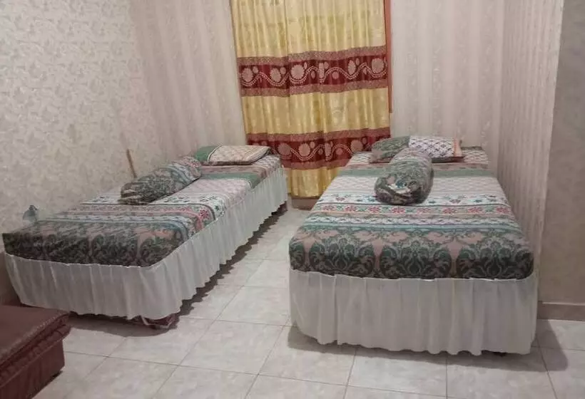 Majatalo Wisma Sederhana