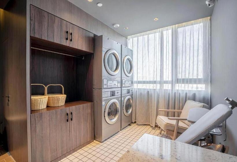 Atour Hotel Tianjin Shengtaicheng Maritime Museum