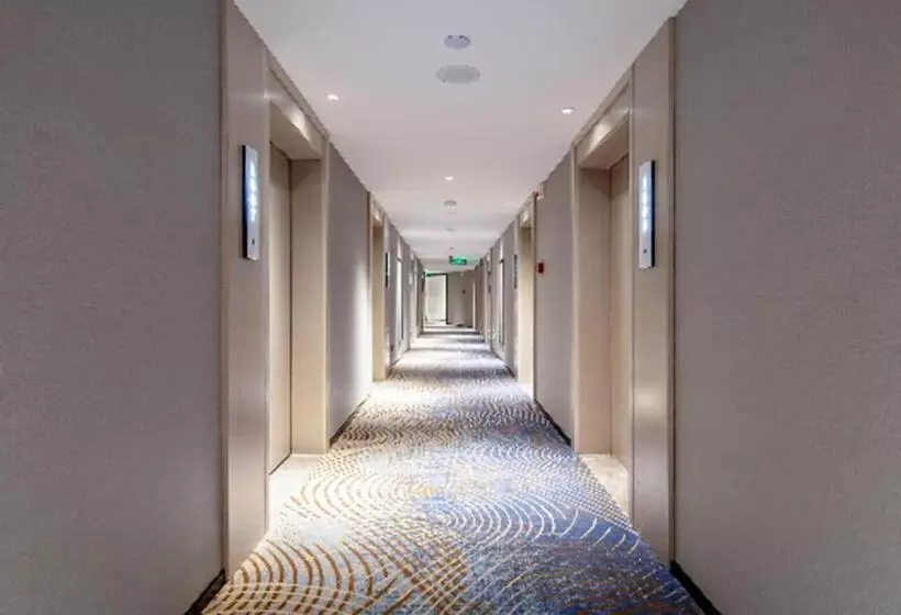 Echarm Hotel Wuzhou Wangcheng Plaza Longmumiao Sanzongfu