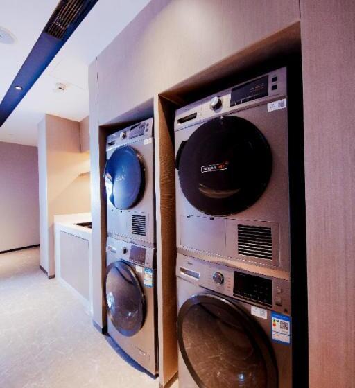 Echeng Hotel Hezhou Shizheng Square