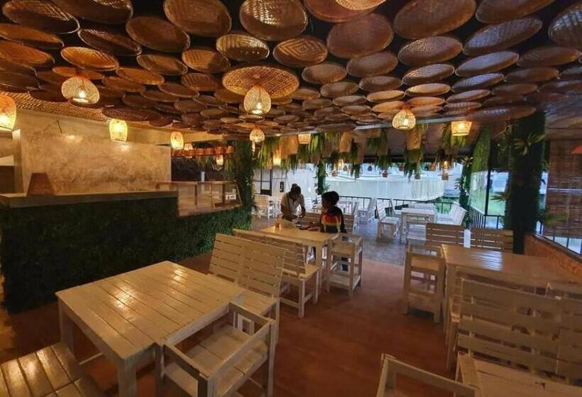 Hotel เมล่อนลอยฟ้า