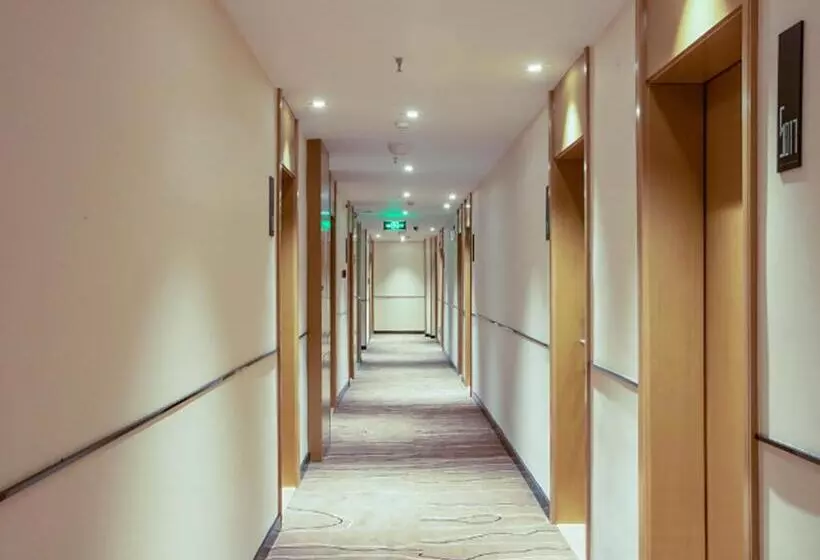 Hotelli City Comfort Inn Baise Jingxi Highway Intersection Jinxiu Ancient Town