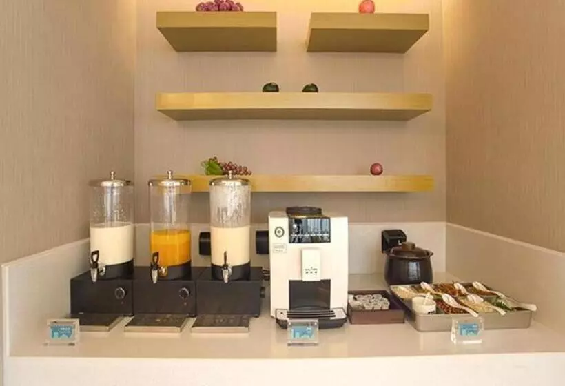 Hotelli City Comfort Inn Guilin Gongcheng Riverside