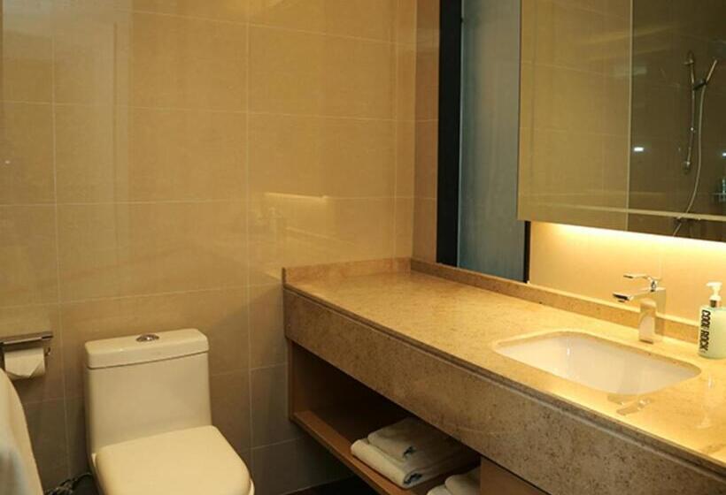 Отель City Comfort Inn Maoming Binhai New Area Diancheng