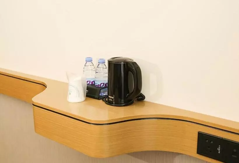 Hotelli City Comfort Inn Maoming Binhai New Area Diancheng