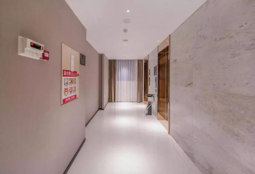 ホテル City Comfort Inn Wuzhou Xijiang Thrid Bridge