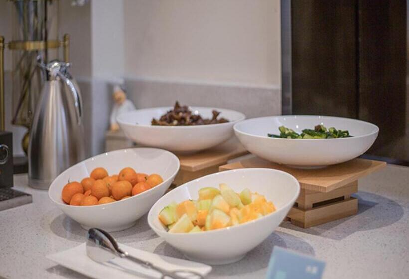 Otel City Comfort Inn Wuzhou Xijiang Thrid Bridge