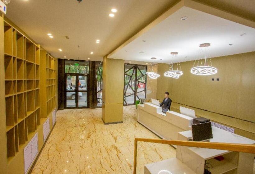 호텔 City Comfort Inn Xining Limeng Commercial Pedestrian Street