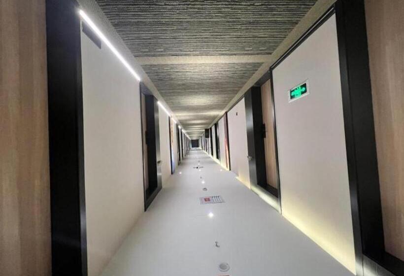 בית מלון כפרי Green Tree Inn Aksu Municipal Government