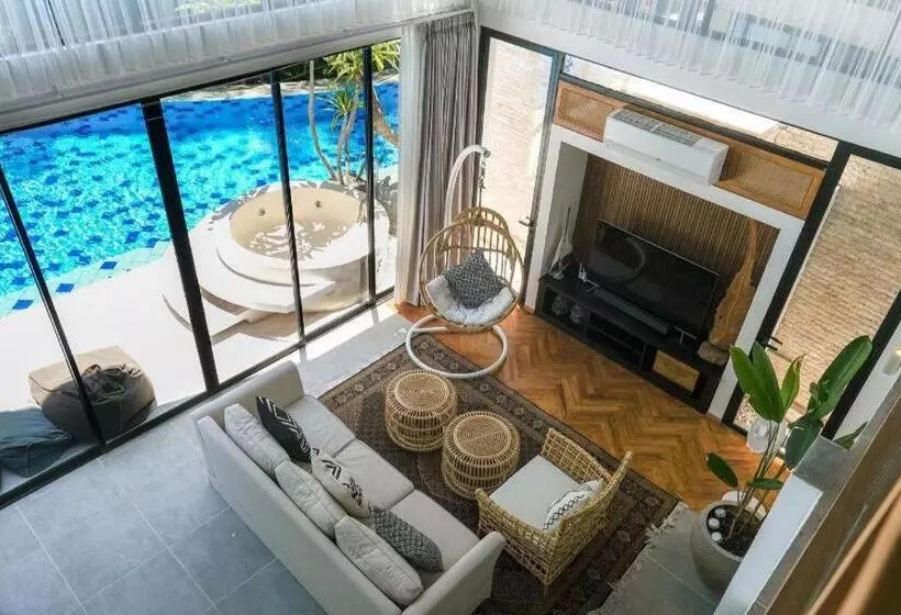ホテル Inara Villa