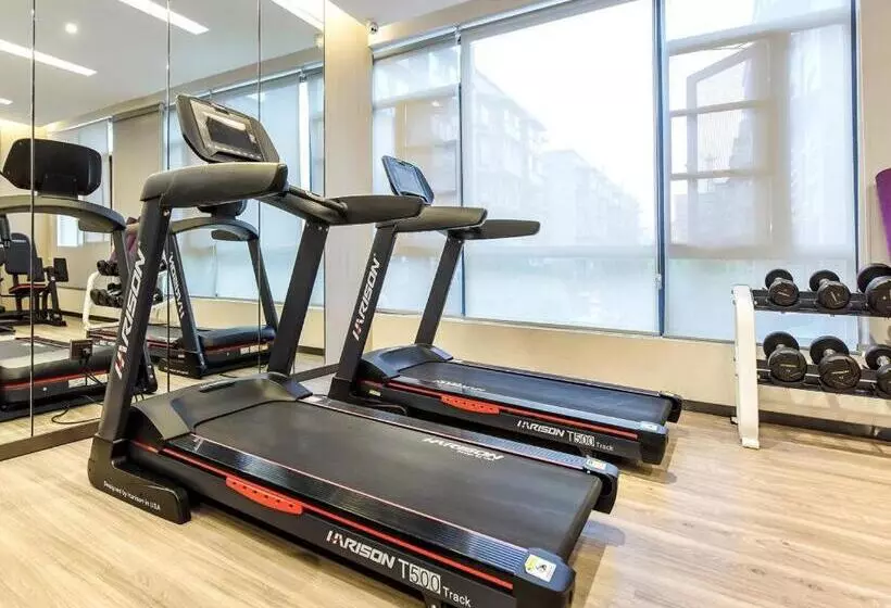 Lavande Hotel Nanchong Xihua Shida