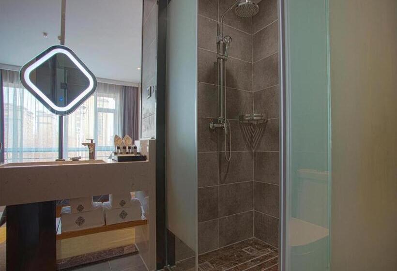 Chonpines Hotel·s Liaocheng City Centre Wuxing Department Store