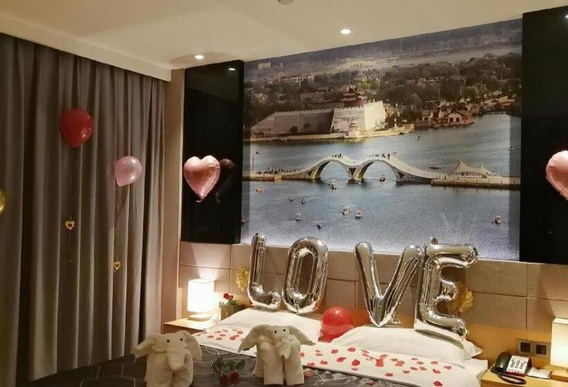 Chonpines Hotel·s Liaocheng City Centre Wuxing Department Store