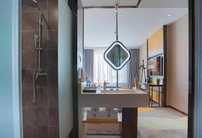 Chonpines Hotel·s Liaocheng City Centre Wuxing Department Store