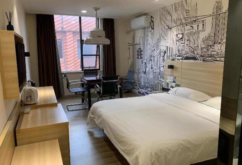 Отель City Comfort Inn Changsha Wanjiali Mawangdui Metro Station