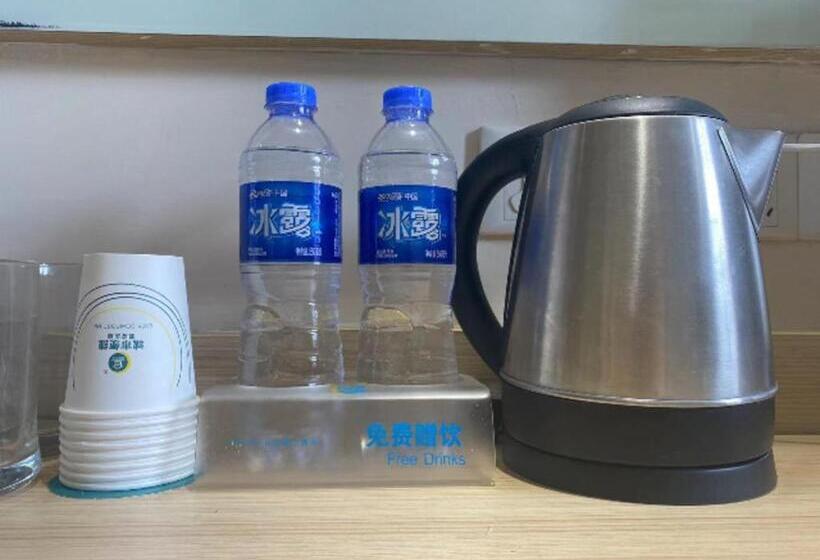 בית מלון כפרי City Comfort Inn Changsha Wanjiali Mawangdui Metro Station