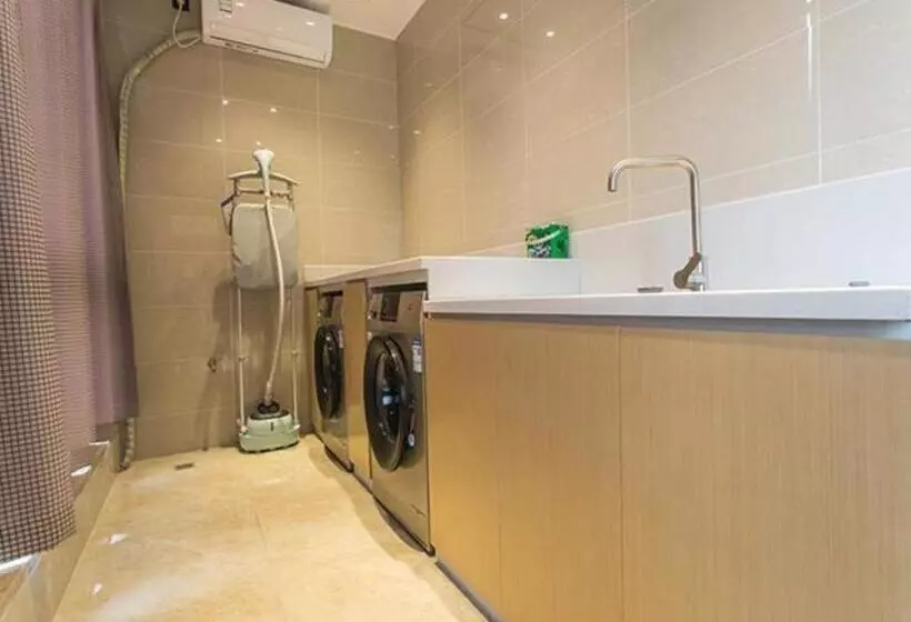 Hotelli City Comfort Inn Nanning International Exhibition Jinhu Plaza