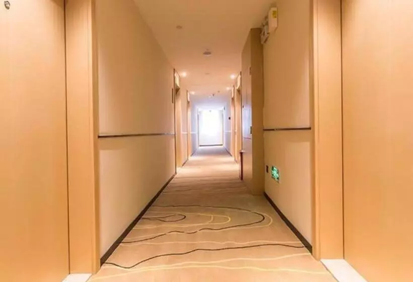 Hotelli City Comfort Inn Nanning International Exhibition Jinhu Plaza