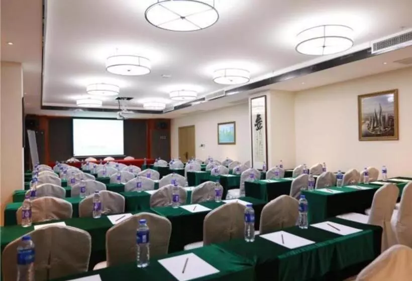 ホテル City Comfort Inn Qingyuan City Plaza Hefu Dongcheng