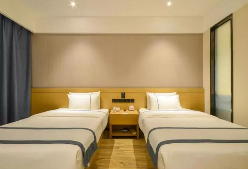 Hotelli City Comfort Inn Suizhou Railway Station