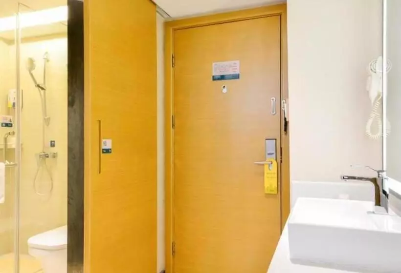 Hotelli City Comfort Inn Suizhou Yanhe Avenue